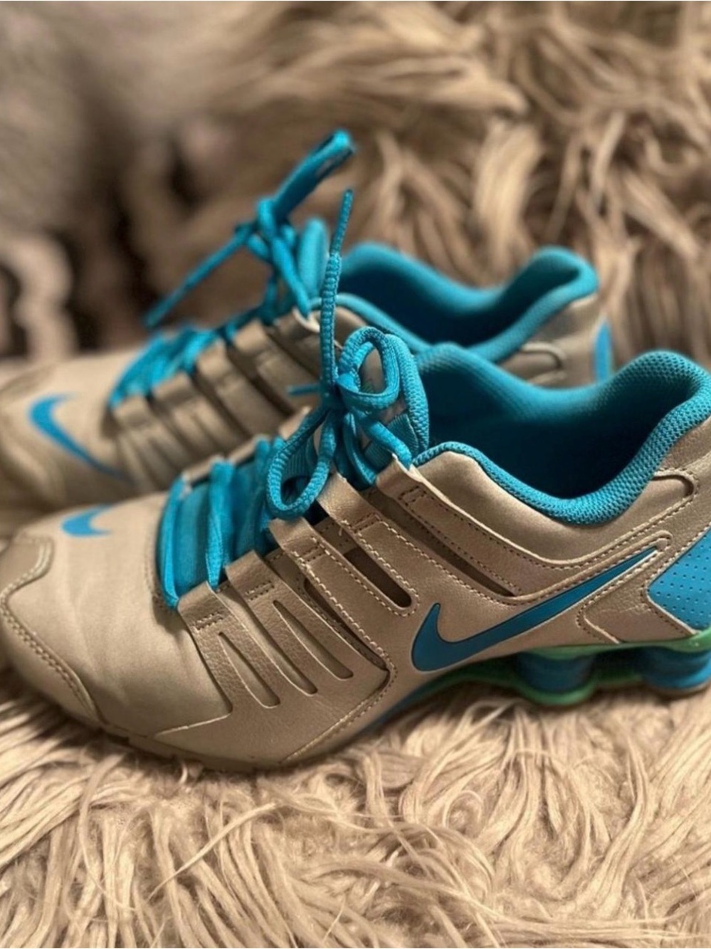 Nike Shox Women's Blue & Grey youth 5 Women’s 6.5